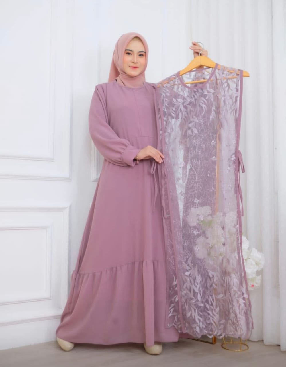 Gamis Khalisa Syahdu – Sifon Brokat Layer